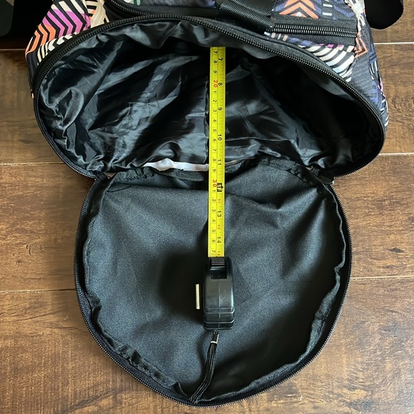 PINK by Victoria’s Secret Duffle Bag - Picture 7 of 7